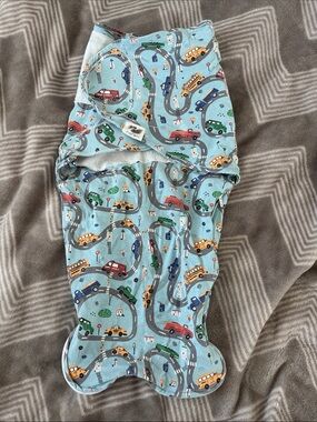 Magnetic Baby Swaddle Sack - Light Blue Car Print